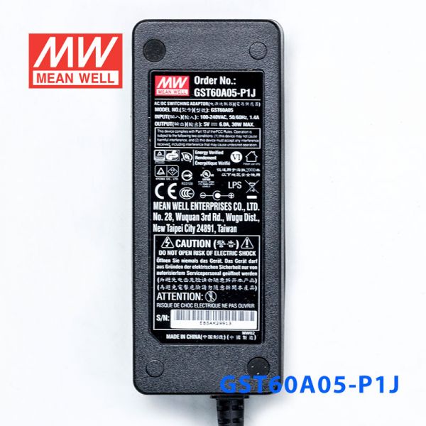 GST60A05-P1J MEANWELL 30W 5VDC 6A 115/230VAC AC-DC Betrouwbare Groene Industriële Adapter