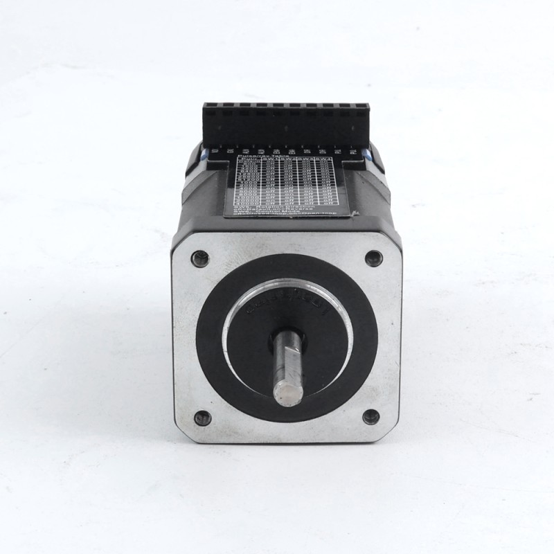 iCL-serie NEMA 17 geïntegreerde stappenmotor met gesloten lus 0,6 Nm (84,96oz.in) 20-36 VDC met 14-bits encoder iCL-serie NEMA 17 geïntegreerde stappenmotor met gesloten lus 0,6 Nm (84,96oz.in) 20-36 VDC met 14-bits encoder